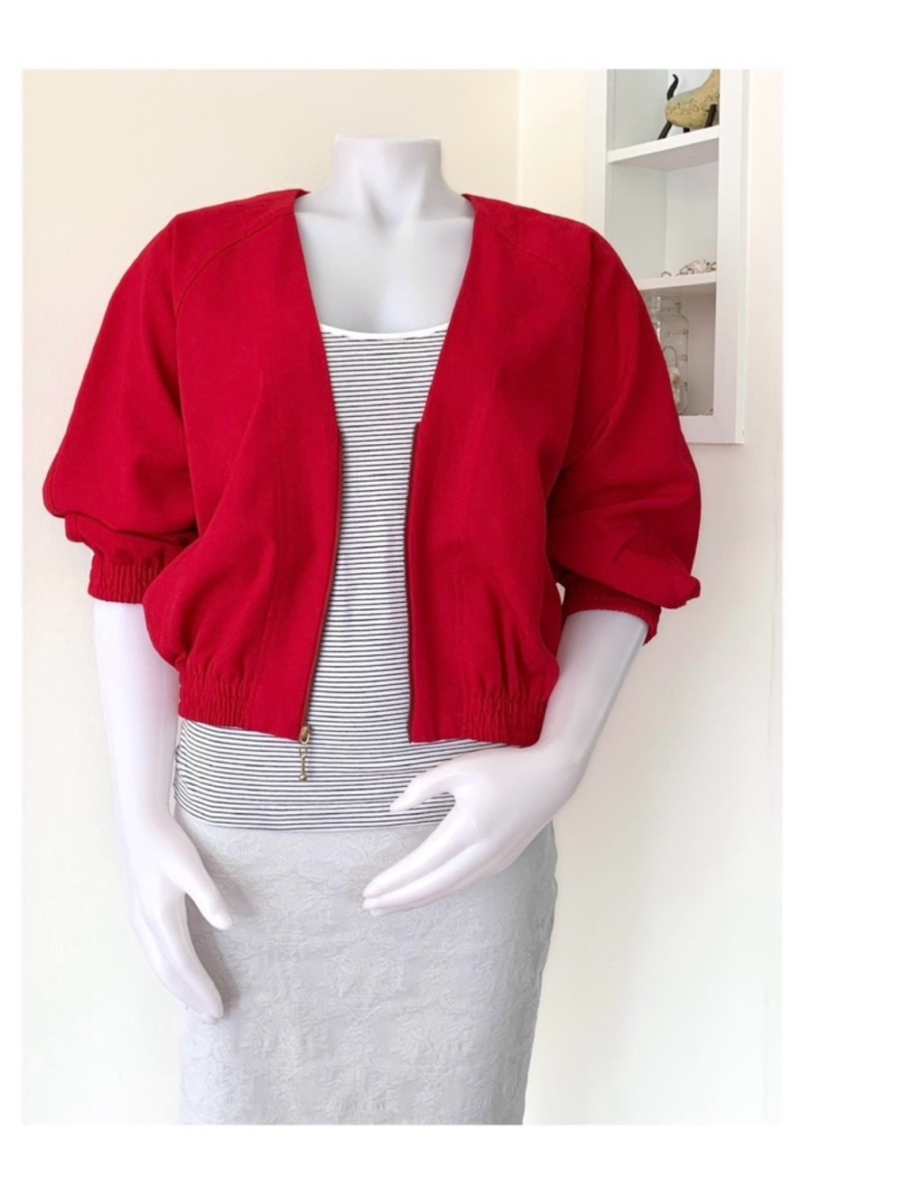 1980s oversized dolman bright red collarless long sleeve zipper jacket
